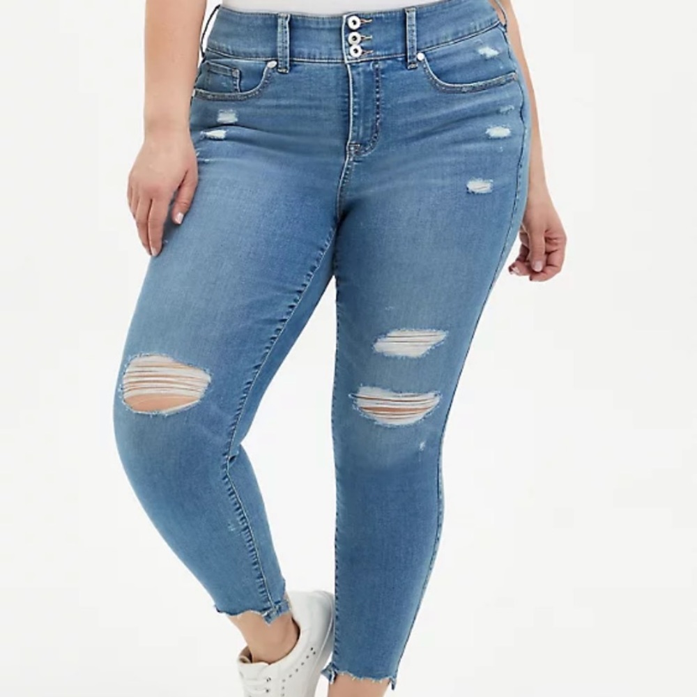 Super Soft Light Wash Distressed Hem Jeans